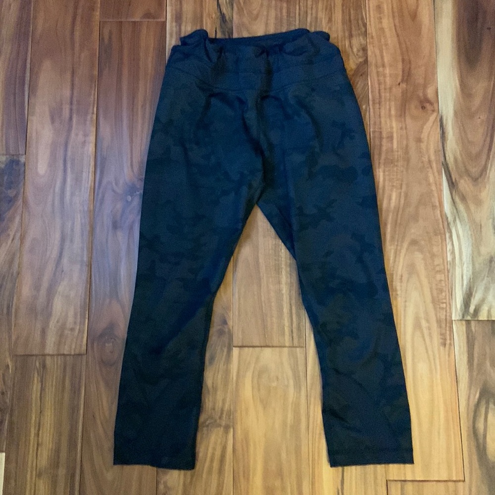 Lululemon Womens Ladies Black Camouflage Running Leggings Pants Size 6 EUC